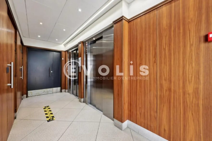 Bureau dans Nogent-sur-Marne à vendre - Photo de l’immeuble – Image 2 sur 14