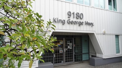 9180 King George Blvd, Surrey, BC à louer Photo intérieure– Image 2 sur 8