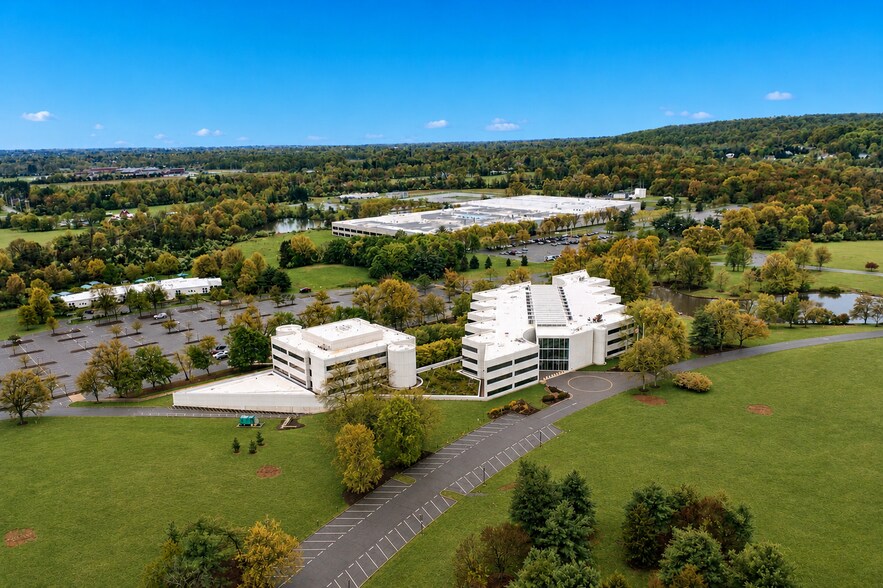 199 Grandview Rd, Skillman, NJ à louer - Photo de l’immeuble – Image 2 sur 12