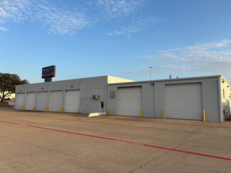 2550 McMillan Pky, Fort Worth, TX à louer - Photo de l’immeuble – Image 3 sur 10