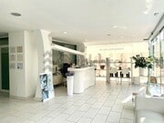 Interior local