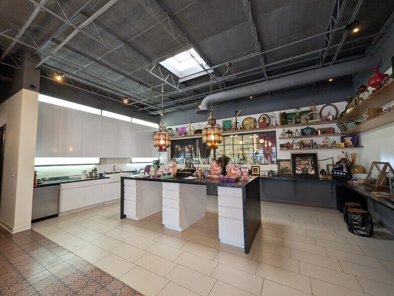 2900-2950 N Oakley Ave, Chicago, IL à vendre - Photo intérieure – Image 3 sur 9