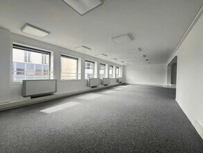 30 Rue Notre-Dame Des Victoires, Paris à louer Photo intérieure– Image 2 sur 4