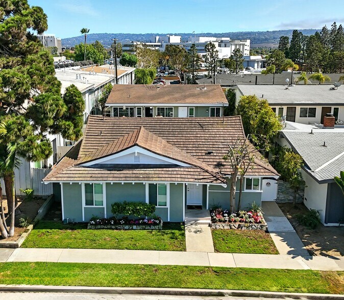 4104 Emerald St, Torrance, CA à vendre - Photo de l’immeuble – Image 2 sur 18