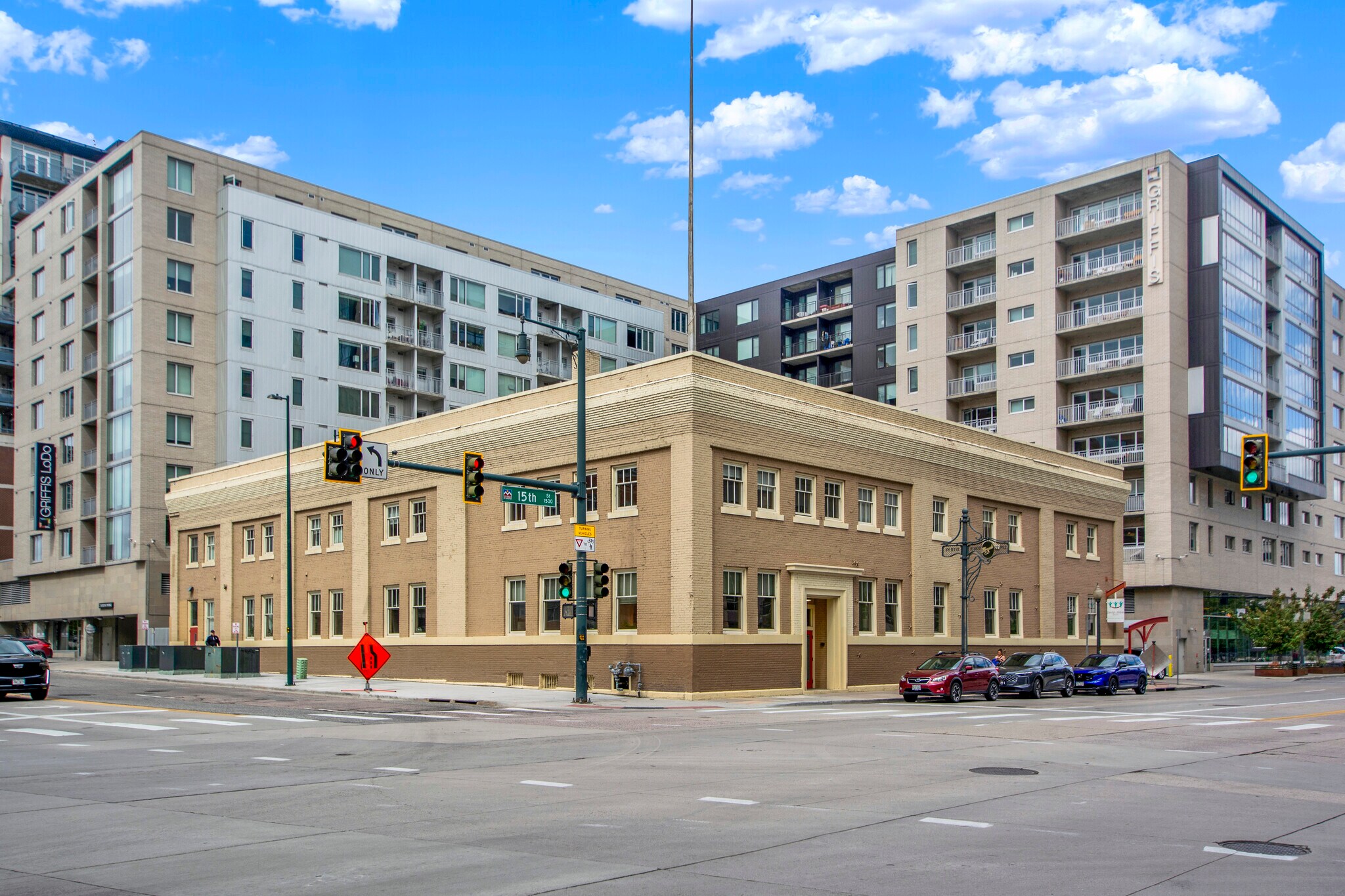 1800 15th St, Denver, CO à vendre Photo de l’immeuble– Image 1 sur 19