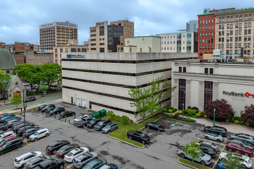 221 S Warren St, Syracuse, NY à louer - Photo de l’immeuble – Image 3 sur 6