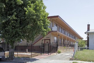 Plus de détails pour 2550 35th Ave, Oakland, CA - Logement à vendre