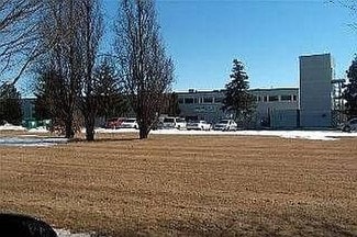 Plus de détails pour 540 Park Avenue East, Unit 4A-B & Unit 5 – Industriel/Logistique à vendre, Chatham, ON