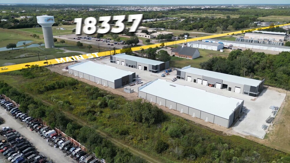 5278 N Main St, Baytown, TX à louer - Vidéo sur l’annonce professionnelle – Image 2 sur 11