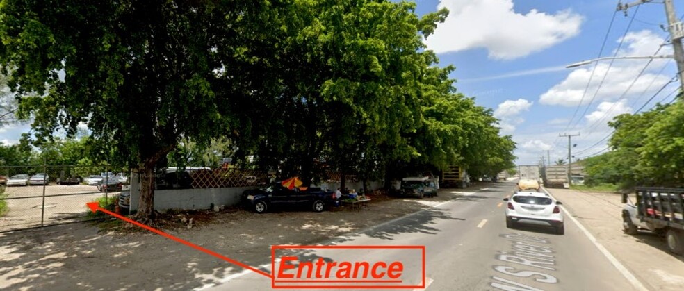 3550 NW South River Dr, Miami, FL à louer - Photo de l’immeuble – Image 2 sur 9