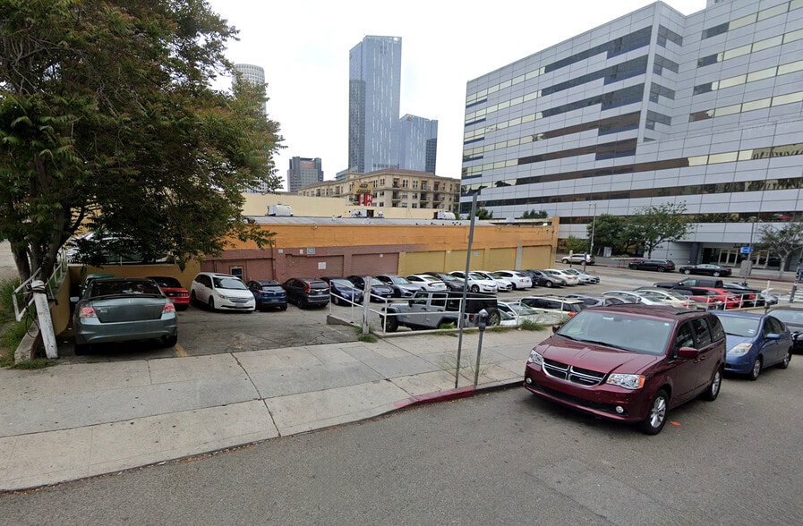 1147 W 7th St, Los Angeles, CA à louer - Photo de l’immeuble – Image 2 sur 2