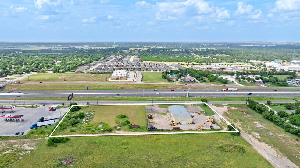 3275 W US Highway 190, Belton, TX à louer - Photo de l’immeuble – Image 3 sur 13