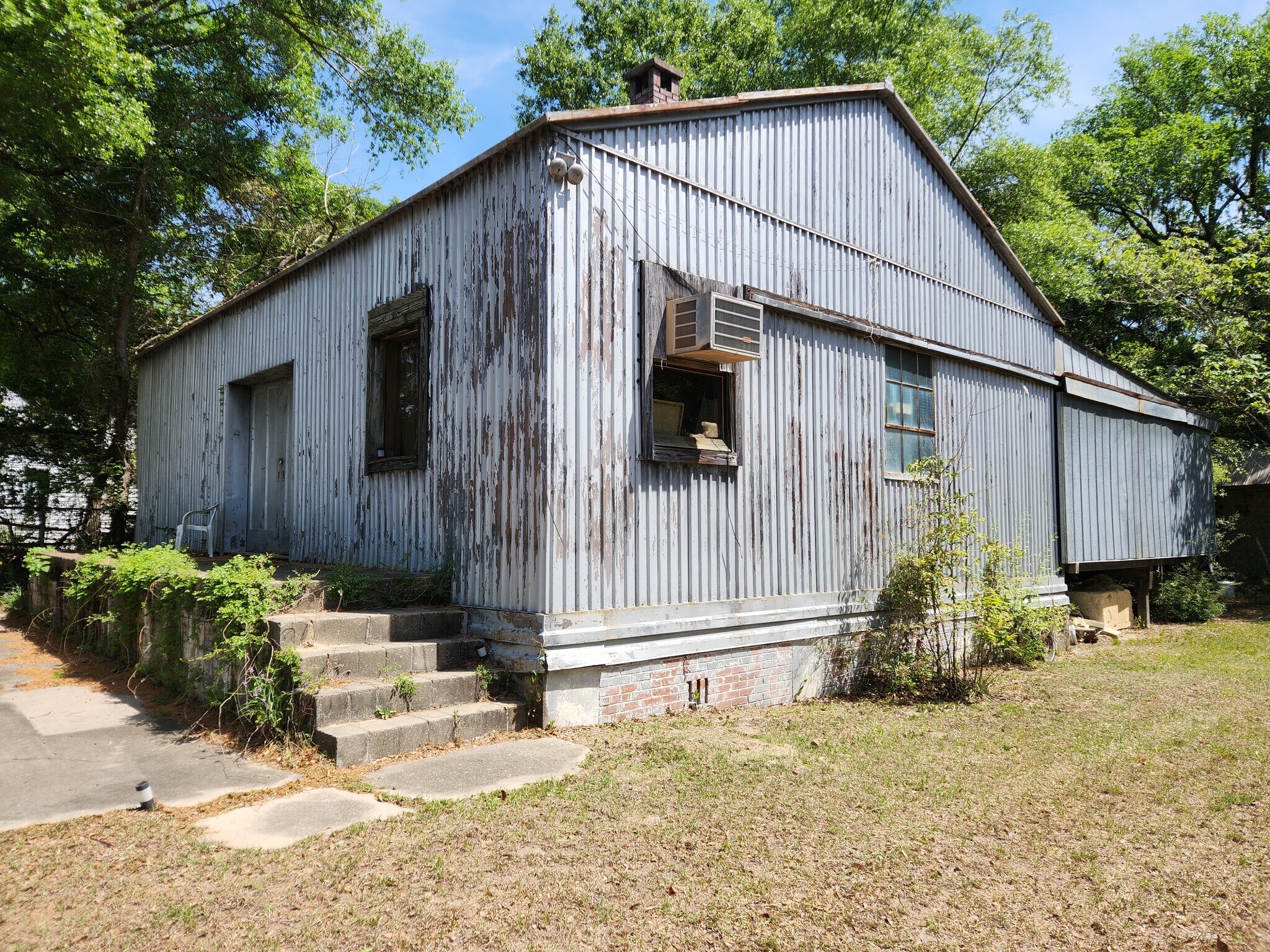 415 S Memorial Ave, Walterboro, SC à vendre Photo de l’immeuble– Image 1 sur 10