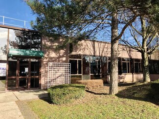 Plus de détails pour 13 Rue De La Perdrix, Tremblay-en-France - Bureau à louer