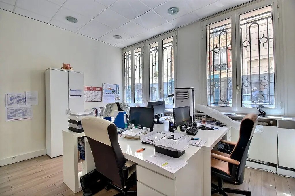 Bureau dans Paris à louer Photo de l’immeuble– Image 1 sur 7