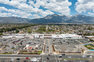 121 E Foothill Blvd, Upland, CA - VUE AÉRIENNE  vue de carte