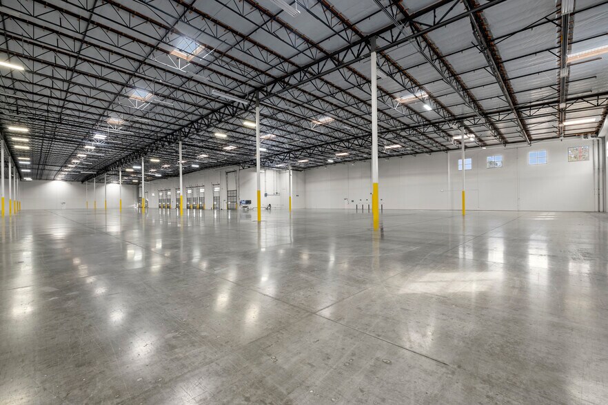 11246 Jersey Blvd, Rancho Cucamonga, CA à louer - Photo de l’immeuble – Image 3 sur 8