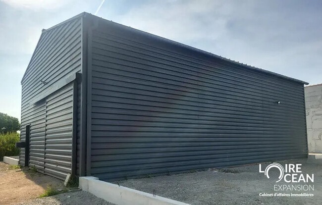 Plus de détails pour 6 Rue Jean Perrin, Pornic - Local d'activités à louer