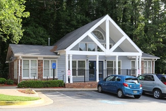 Plus de détails pour 1991 Delowe Dr SW, Atlanta, GA - Logement à vendre