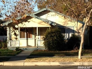 Plus de détails pour 19 Court St, Woodland, CA - Bureau à vendre
