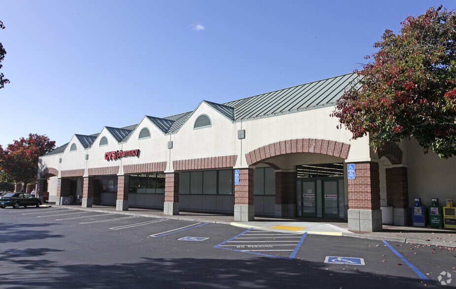 801-947 Marina Village Pky, Alameda, CA à louer - Photo de l’immeuble – Image 2 sur 8