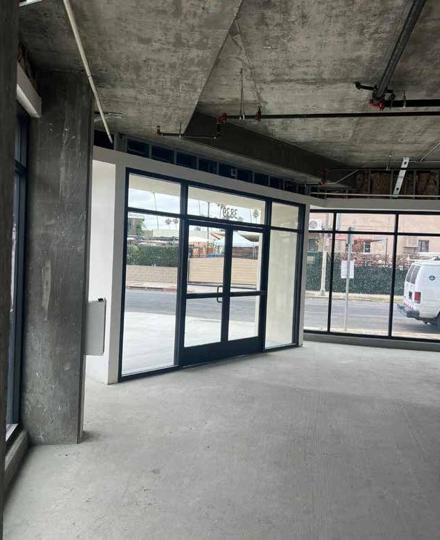 3827-3839 W Washington Blvd, Los Angeles, CA à louer Photo de la construction– Image 1 sur 6
