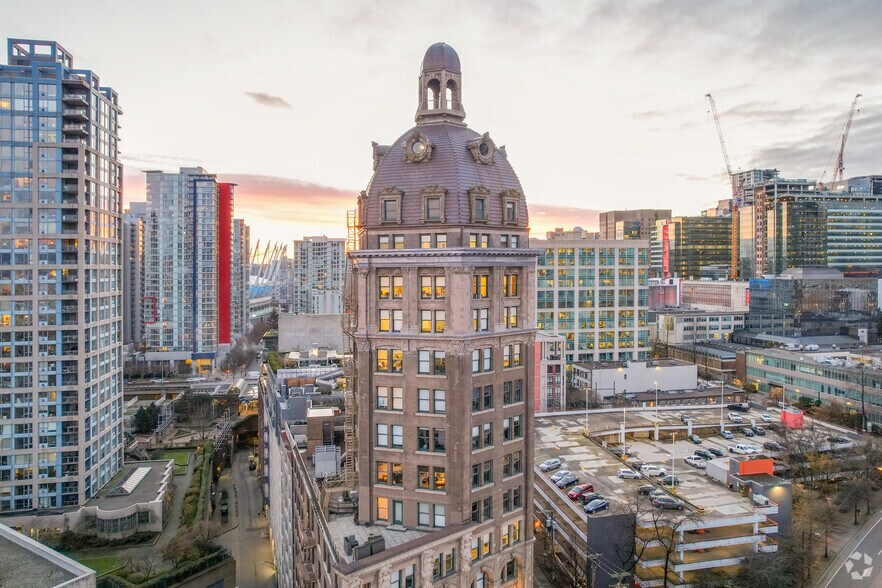 128 W Pender St, Vancouver, BC à louer - Photo de l’immeuble – Image 3 sur 7