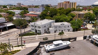 Plus de détails pour 400-420 NW South River Dr, Miami, FL - Logement à vendre
