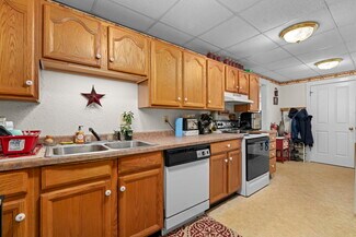 Plus de détails pour 205 Declark St, Beaver Dam, WI - Local commercial à vendre