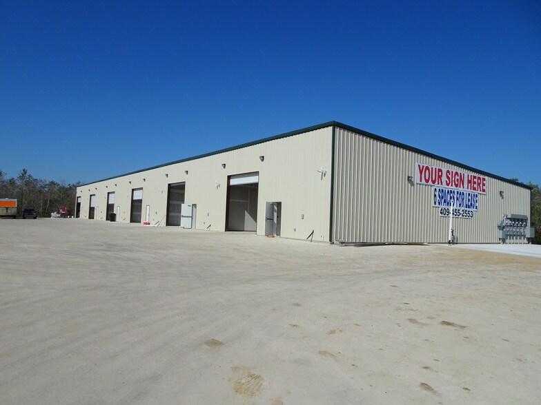 105 W 365 Hwy, Port Arthur, TX à louer - Photo de l’immeuble – Image 2 sur 19