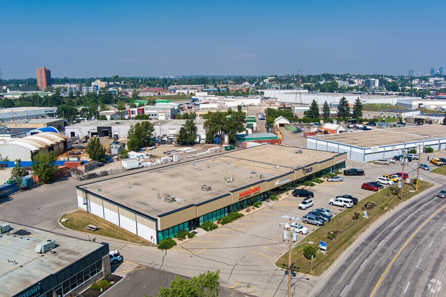 4509-4521 Manhattan Rd SE, Calgary, AB à louer - Aérien – Image 3 sur 4