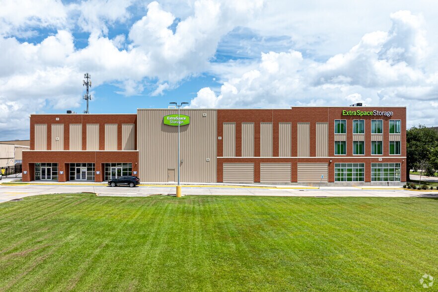 6750 Franklin Ave, New Orleans, LA à louer - Photo de l’immeuble – Image 2 sur 4