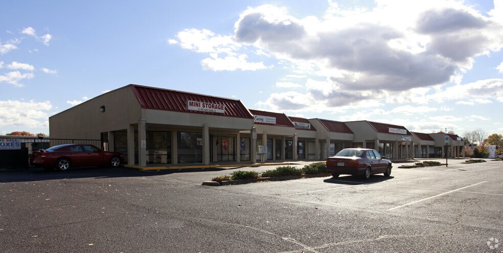 10 Leeland Rd, Fredericksburg, VA à louer - Photo de l’immeuble – Image 3 sur 5