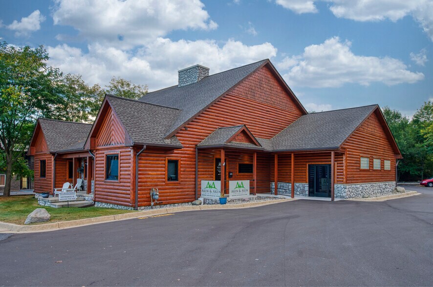 51 Chilson Rd, Howell, MI à vendre - Photo de l’immeuble – Image 2 sur 25