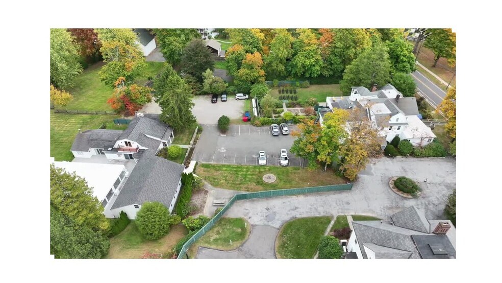 20 West Lane, Ridgefield, CT portefeuille de 2 biens à vendre sur LoopNet.fr - Vidéo sur l’annonce professionnelle – Image 2 sur 33