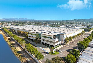 Plus de détails pour 2164 N Batavia St, Orange, CA - Industriel/Logistique à vendre