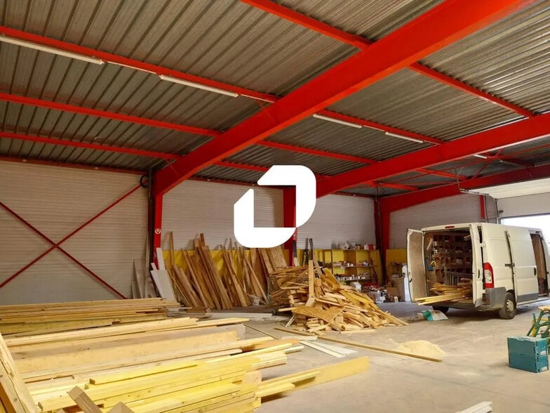 Local d'activités dans Nort-sur-Erdre à vendre - Photo de l’immeuble – Image 1 sur 12