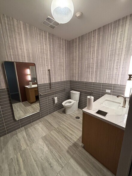 563-571 Lincoln Ave, Winnetka, IL à louer - Photo de l’immeuble – Image 3 sur 5