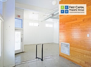 2300-2304 Edgewater Dr, Orlando, FL à louer Photo intérieure– Image 2 sur 5