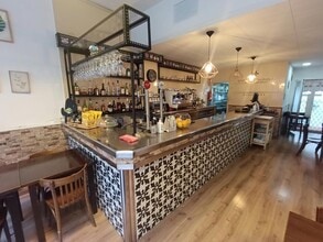 Local commercial dans Barcelone, Barcelona à louer Photo intérieure– Image 2 sur 17