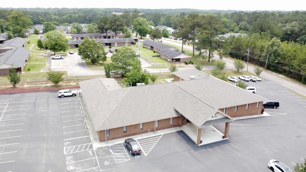 1082 Village Square Dr, Andalusia, AL à vendre - Photo principale – Image 1 sur 12