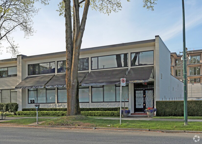 1625 W 5th Ave, Vancouver, BC à louer - Photo principale – Image 2 sur 4