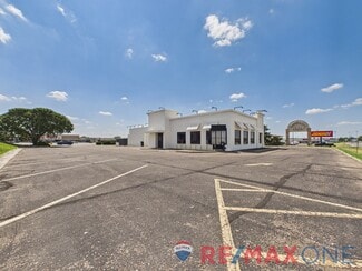 Plus de détails pour 2208 E Kansas Ave, Garden City, KS - Local commercial à vendre