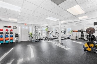 620 Norwich New London Tpke, Uncasville, CT à louer Photo intérieure– Image 2 sur 15