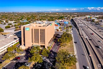 6061 W IH-10, San Antonio, TX - VUE AÉRIENNE  vue de carte