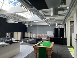 Plus de détails pour 11 Bull Ln, High Wycombe - Bureau à louer