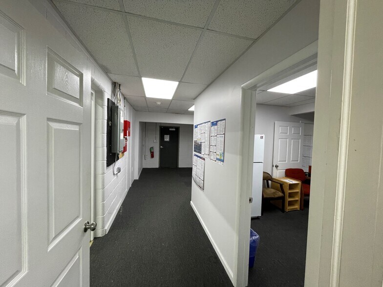 1030 Delsea Dr, Westville, NJ à louer - Photo intérieure – Image 3 sur 7