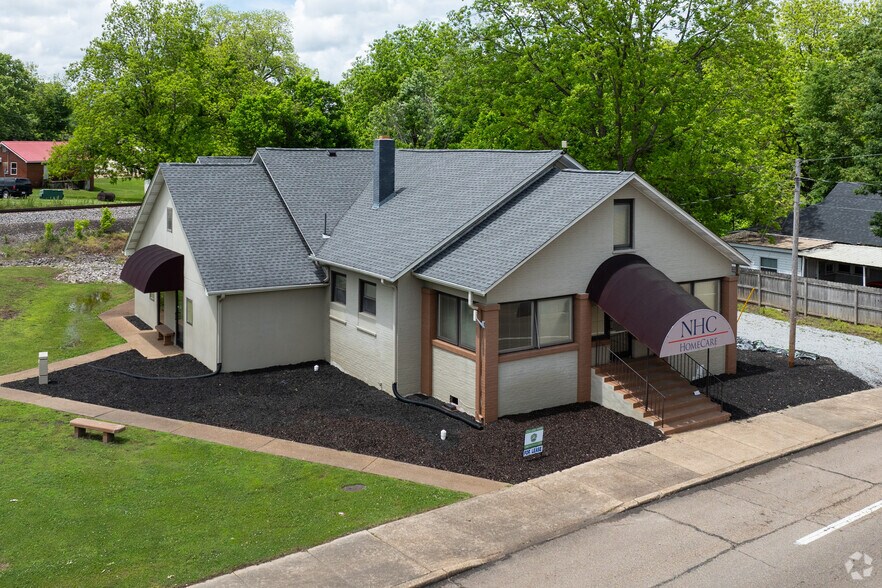 1093 N 1st St, Milan, TN à louer - Photo principale – Image 1 sur 26