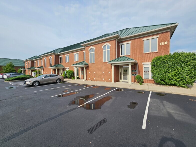 8579-8589 S Mason Montgomery Rd, Mason, OH à louer - Photo principale – Image 1 sur 59