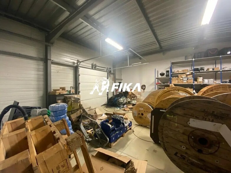 Local d’activités dans Montrabé à louer - Photo intérieure – Image 2 sur 4